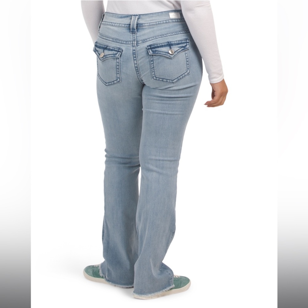 Seven7 | NWT Women’s Starlette Mid Rise Bootcut Jeans - Picture 2 of 10